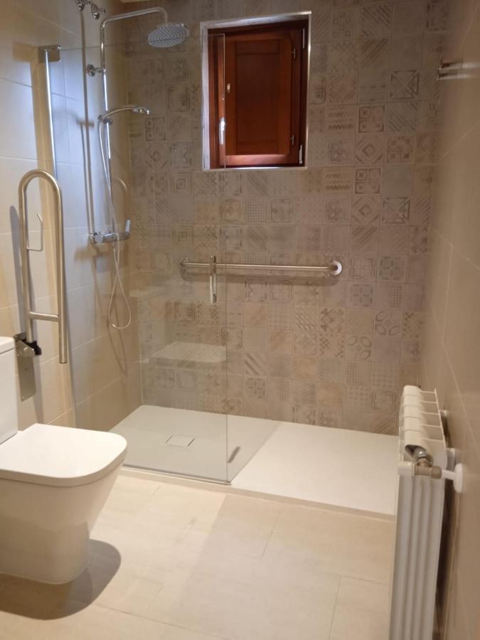 O Lar Do Alecrin Hotel Friol Luaran gambar